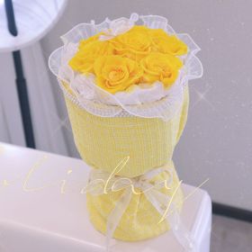 7 Roses Bouquet Valentine's Day Christmas Mother's Day Gift (Color: Yellow)